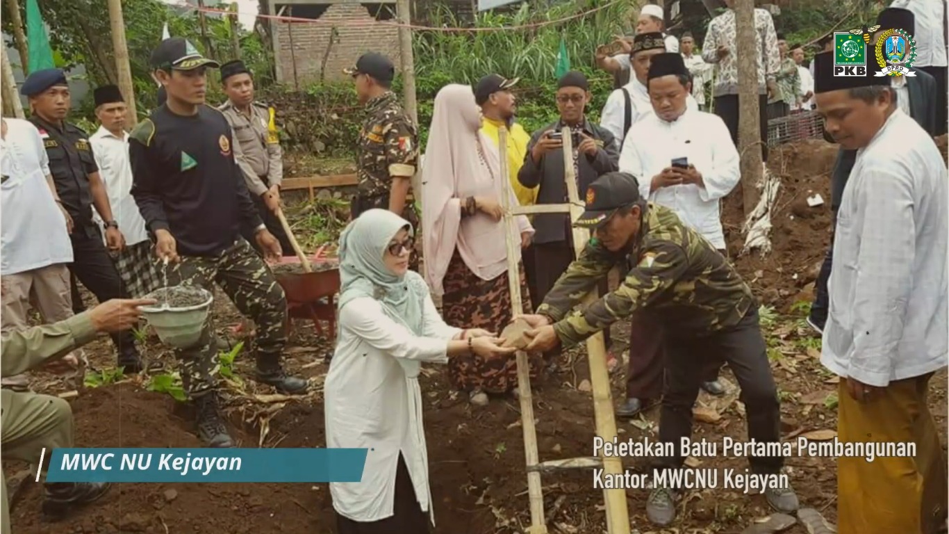 Peletakan Batu MWCNU Kejayan