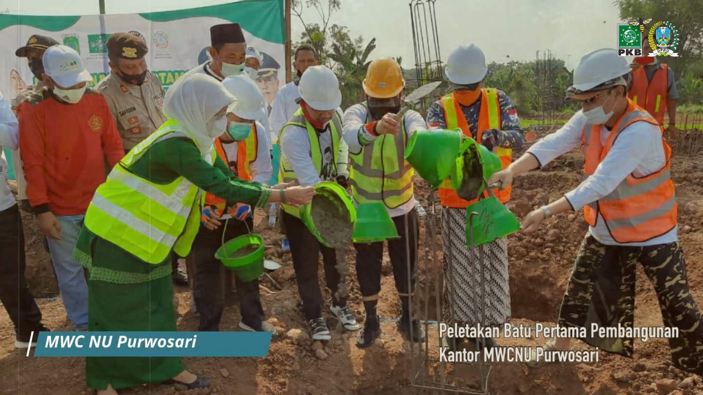 Peletakan Batu MWCNU Purwosari